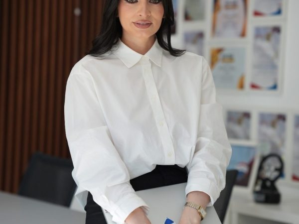 Cu Manuela Halasag de la REMAX Klass, găsești apartamente noi cu finisaje moderne și compartimentări inteligente